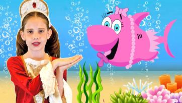 Princess Baby Shark Song - The popular song Baby Shark is back again with princesses